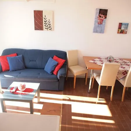 Studio 10192c Apartman *