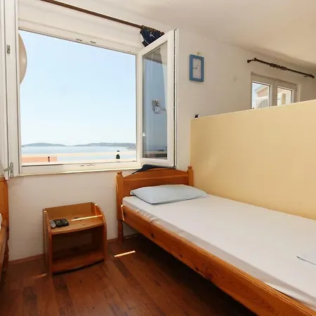 Studio 10192c Apartman *