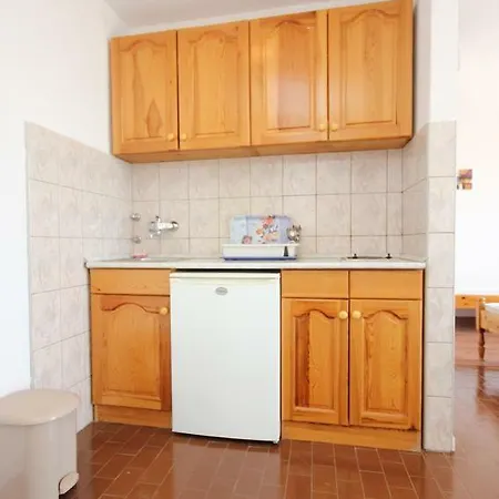 Studio 10192c Apartman *
